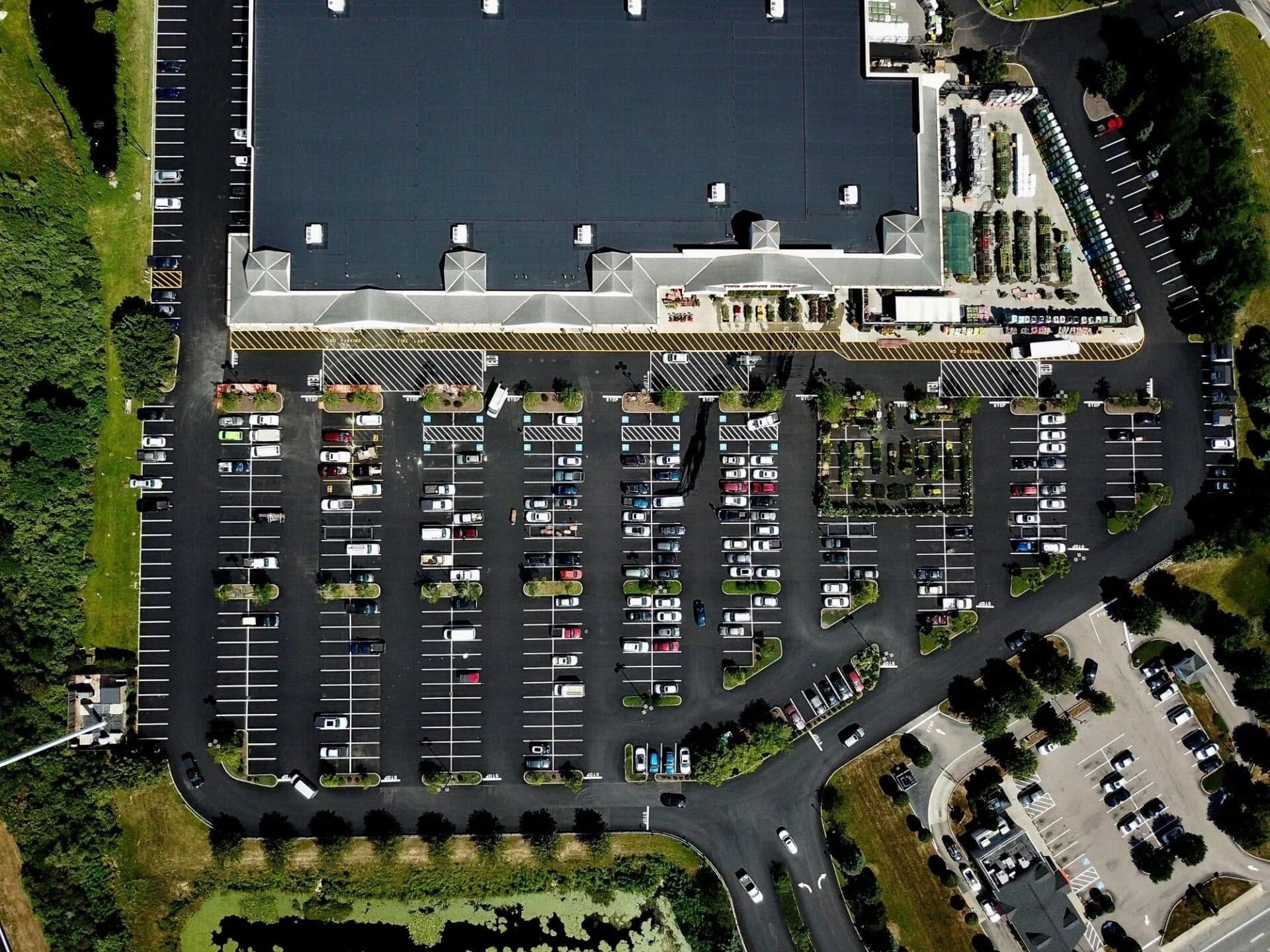 Commercial Asphalt Parking Lots by Inner Loop Construction - Commercial Concrete Contractors in Texas