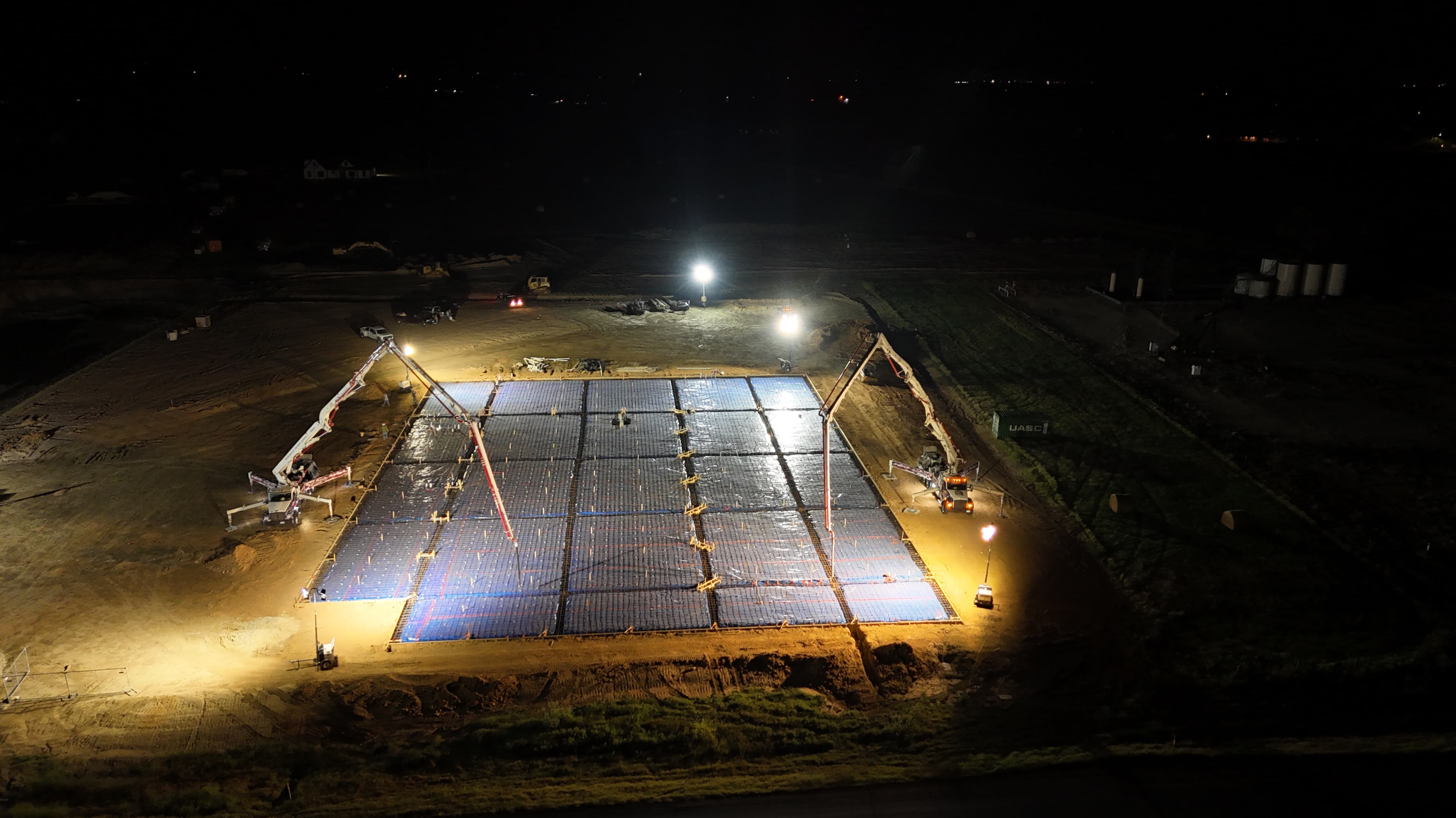 Distribution Center Concrete - Commercial Concrete Contractors Texas | Inner Loop Construction