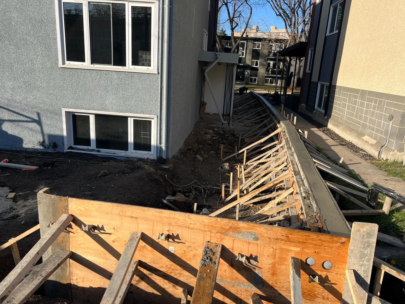 Retaining Walls - Commercial Concrete Contractors Texas | Inner Loop Construction