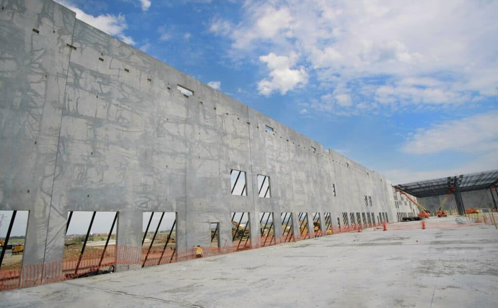 Tilt Wall Construction - Commercial Concrete Contractors Texas | Inner Loop Construction